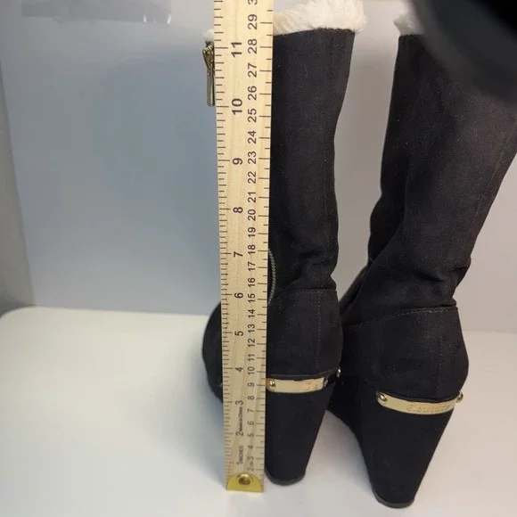 JUICY COUTURE Jckasia Black Suede Faux Fur Lining Mid Calf Wedge Boots Sz 6 - Picture 4 of 9